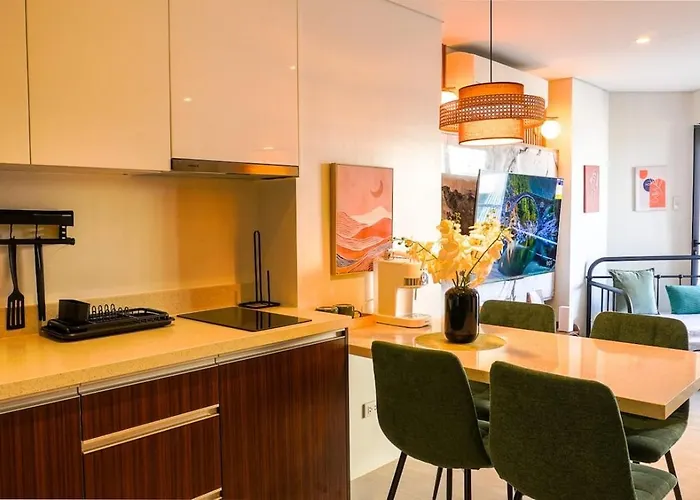 Seabreeze With Balcony & Wi-fi At Tambuli Holiday home