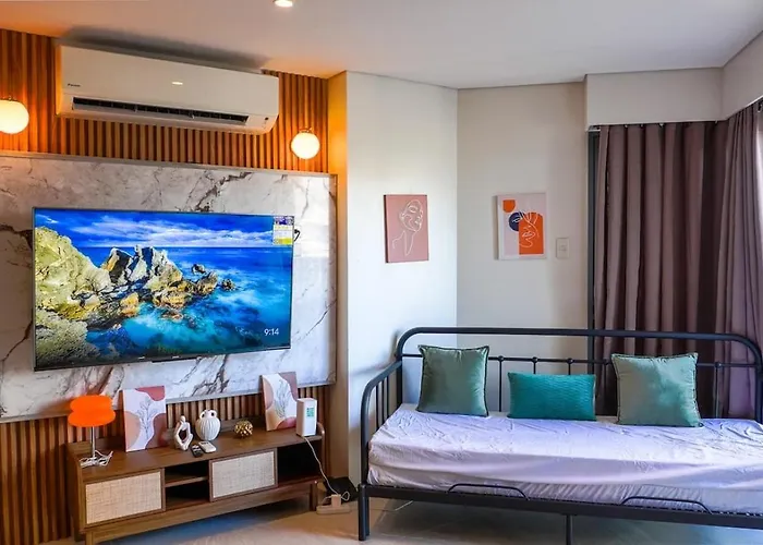 Seabreeze With Balcony & Wi-fi At Tambuli Lapu-Lapu City